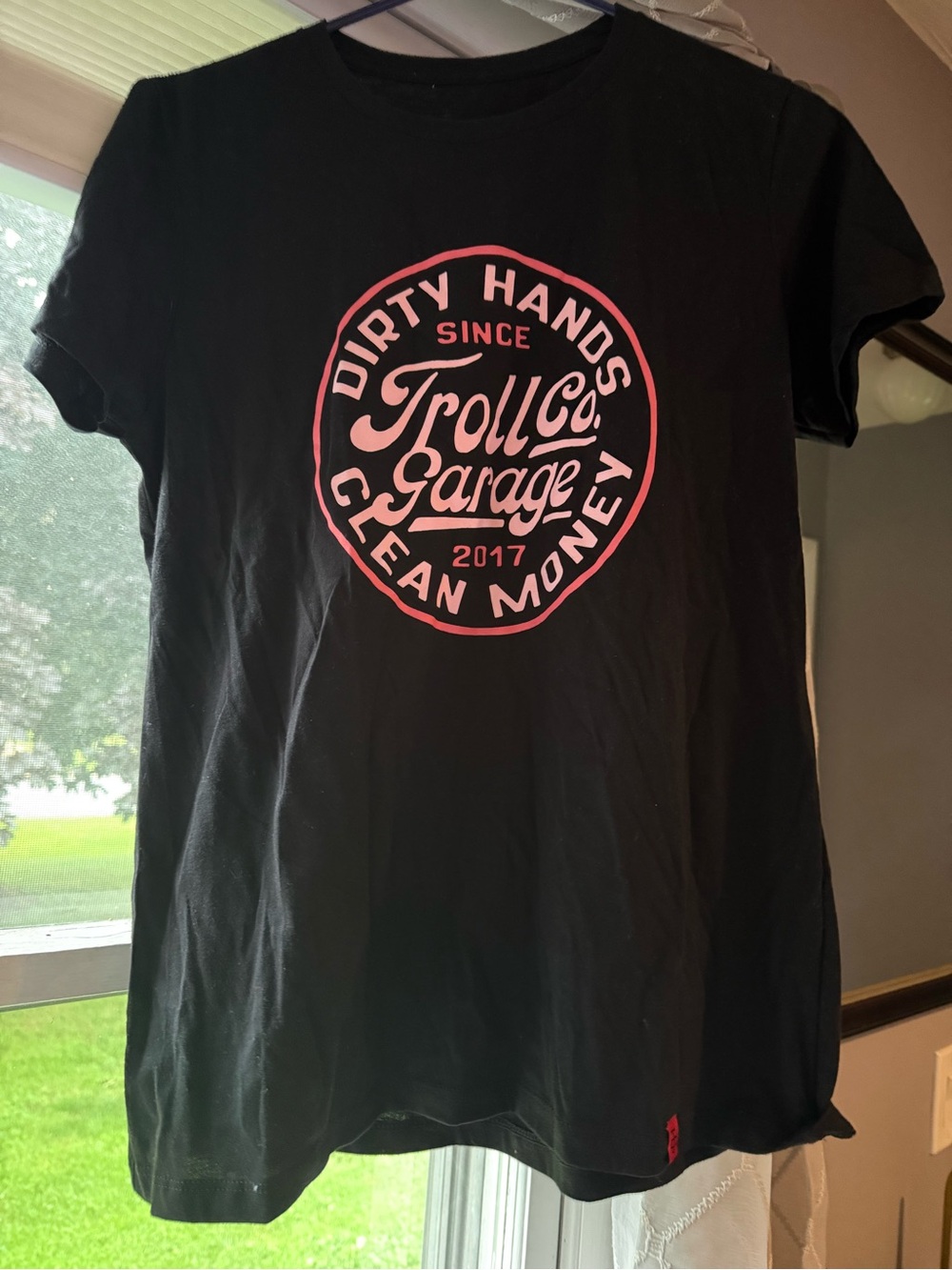Black and pink dirty hands clean money shirt.